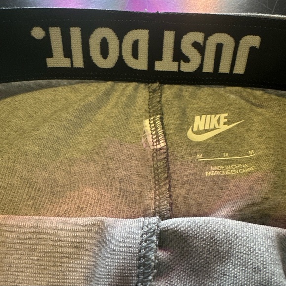 Nike Women’s sz M Gray Hi Waisted Pull On Roll Top Legging Sweatpants Just Do It - Picture 10 of 10